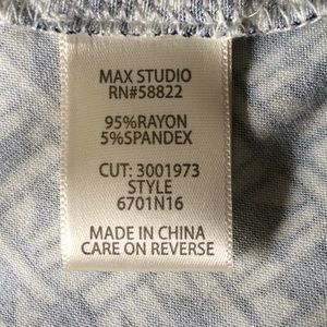 Max Studio Skirts - Max Studio print skirt Max Studio Skirts - Max Studio print skirt